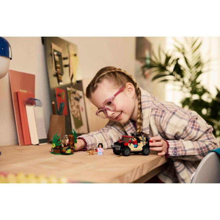 LEGO Jurassic World - Únik před raptorem v terénním autě