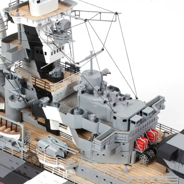 OcCre Maqueta Barco Prinz Eugen 1:200