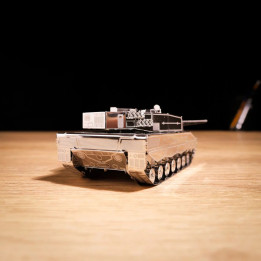 Metal Time Luxusný oceľový tank Leopard 2