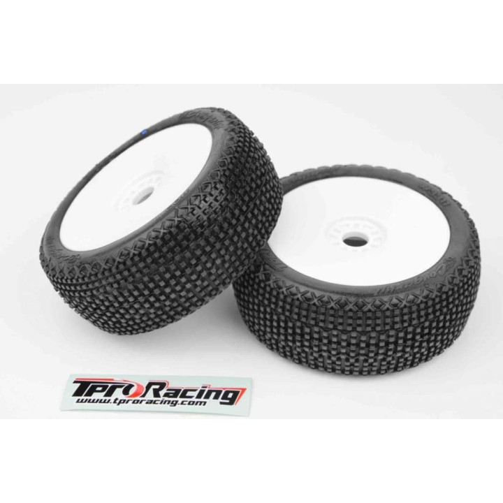 TPRO 1/8 OffRoad Racing guma COUGAR - Medium T2 směs 2 ks.