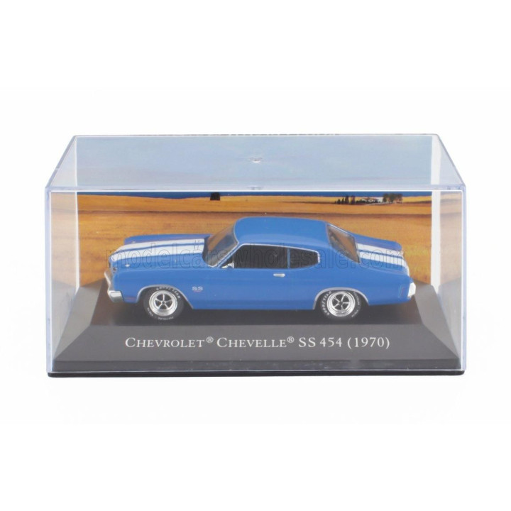 EDICOLA CHEVROLET CHEVELLE SS 454 COUPE 1970 - CON VETRINA - WITH SHOWCASE - BLUE WHITE 1/43