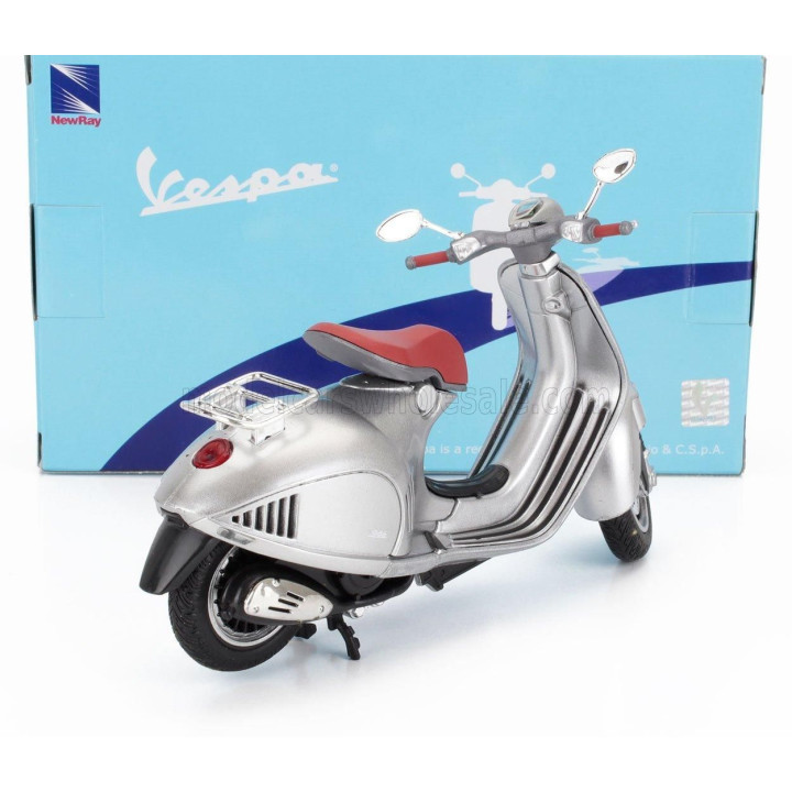 NEWRAY PIAGGIO VESPA 946 BELLISSIMA 2014 - SILVER 1/12