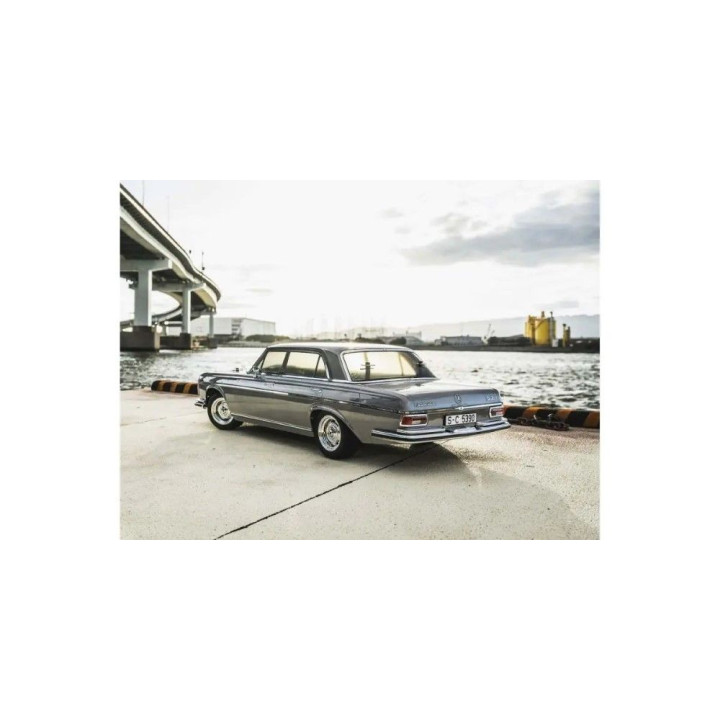 Kyosho Fazer MK2 (L) Mercedes Benz 300 SEL 1971 1:10 Readyset - Type1
