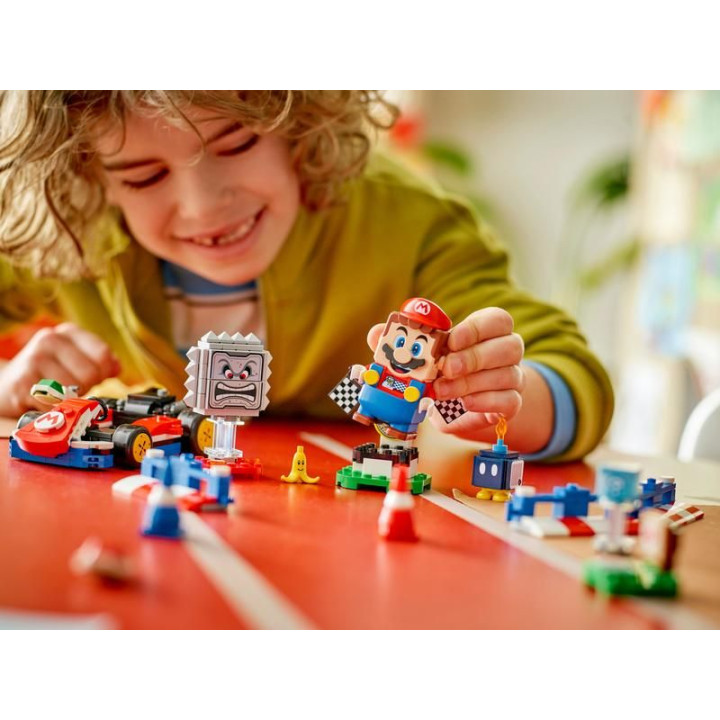 LEGO Super Mario - Mario Kart™ – Interaktivní LEGO Mario™ a Standard Kart