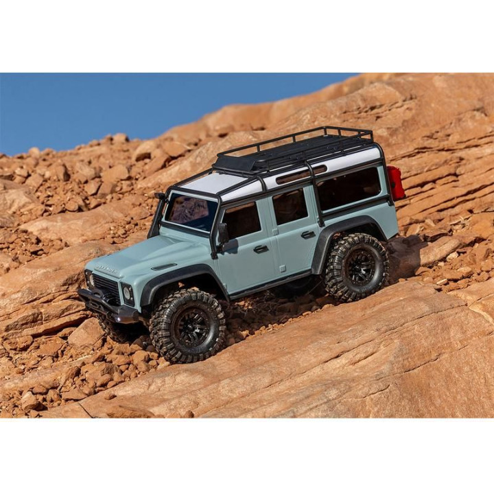 Traxxas TRX-4M Land Rover Defender 1:18 RTR růžový