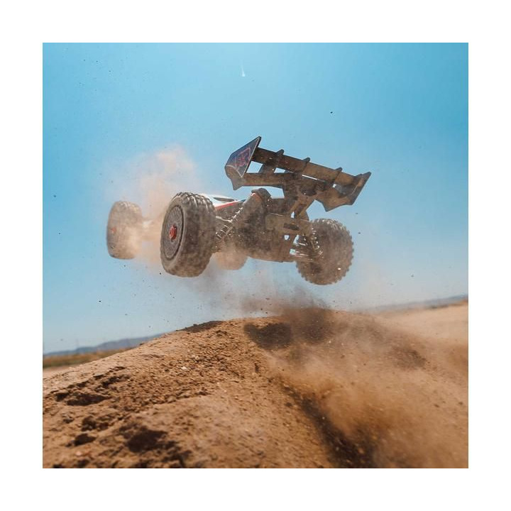Arrma Typhon 223S BLX 1:8 4WD RTR DSC červená