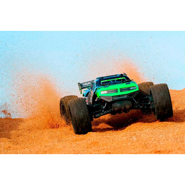 PUNISHER-4 - Monster Truck 4WD 3-4S - RTR - červená