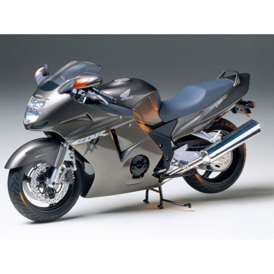 Tamiya 1:12 Honda CBR 1100XX Super Blackbird