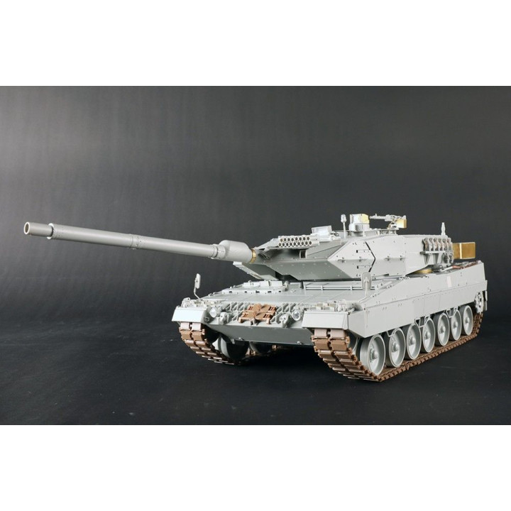 Trumpeter German Leopard 2A6 MBT 1/16