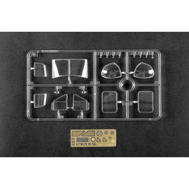 Trumpeter Bell UH-1B Huey 1/35