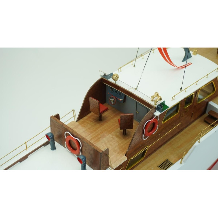 DMI Admiral 1:20