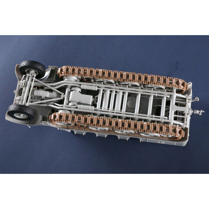 Trumpeter Sd.Kfz.9 Artillery Version 1/35 | RCsvet