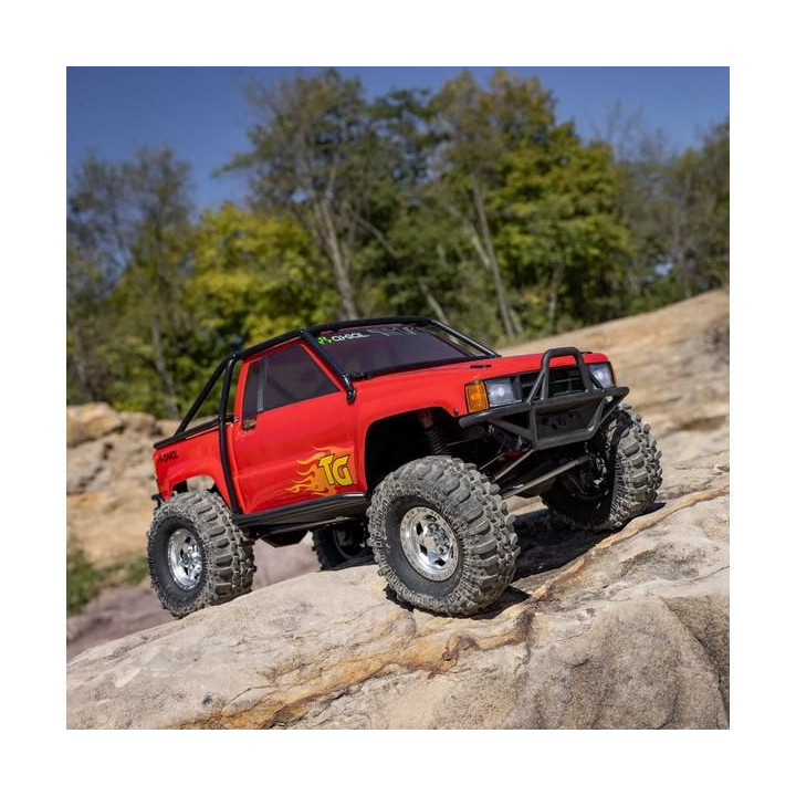 Axial SCX10 III Toyota SR5 1987 1:10 4WD RTR pískový