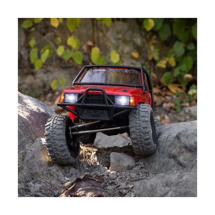Axial SCX10 III Toyota SR5 1987 1:10 4WD RTR pískový