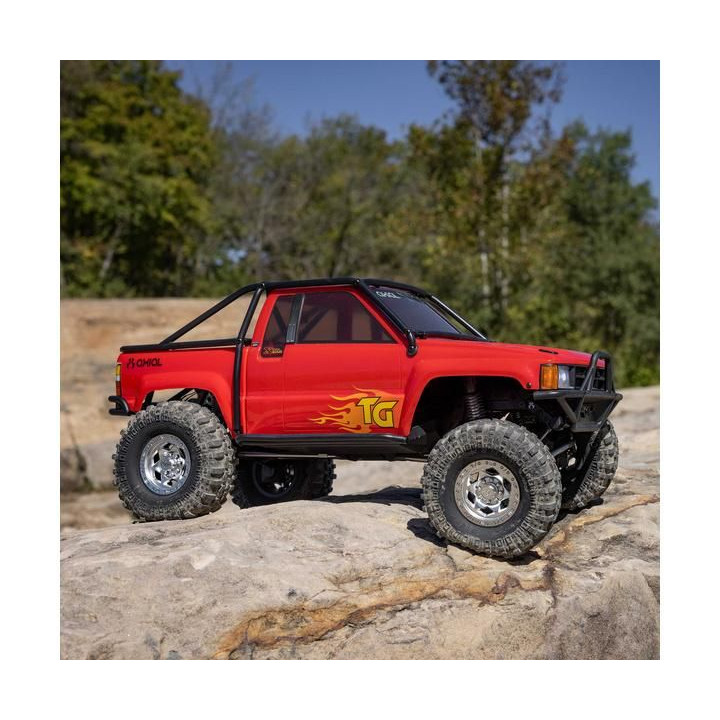 Axial SCX10 III Toyota SR5 1987 1:10 4WD RTR pískový