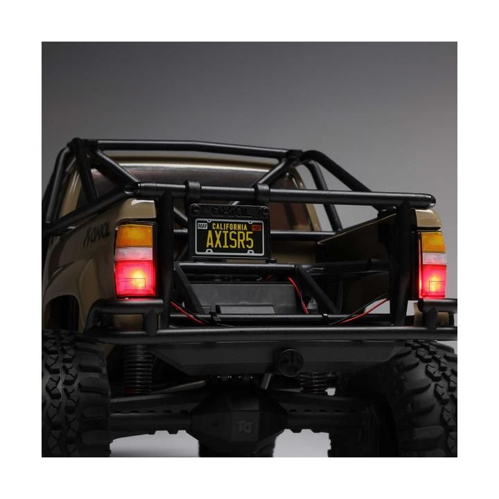 Axial SCX10 III Toyota SR5 1987 1:10 4WD RTR pískový