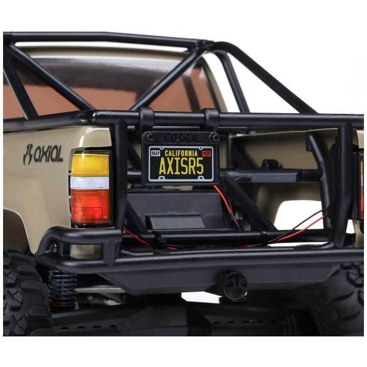 Axial SCX10 III Toyota SR5 1987 1:10 4WD RTR pískový