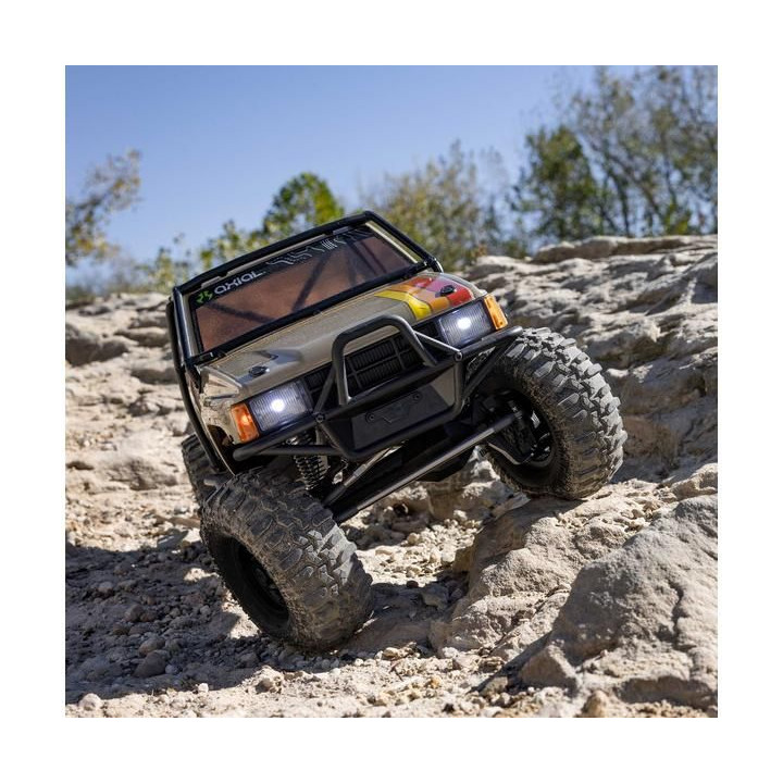 Axial SCX10 III Toyota SR5 1987 1:10 4WD RTR červený