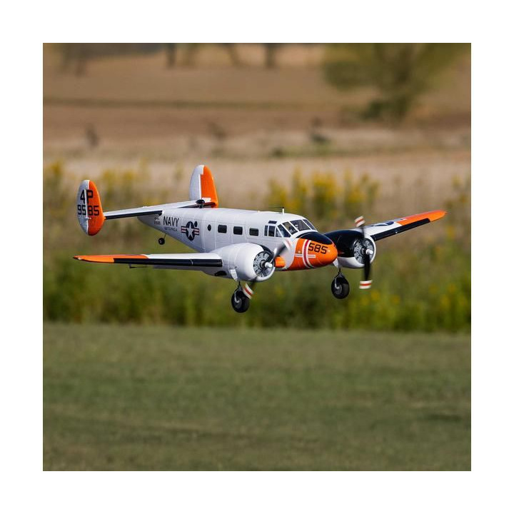 E-flite Beechcraft D18/RC-45J 1.5m BNF Basic AS3X+ SAFE Select