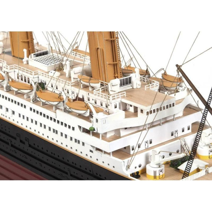 OCCRE Titanic 1:300 kit