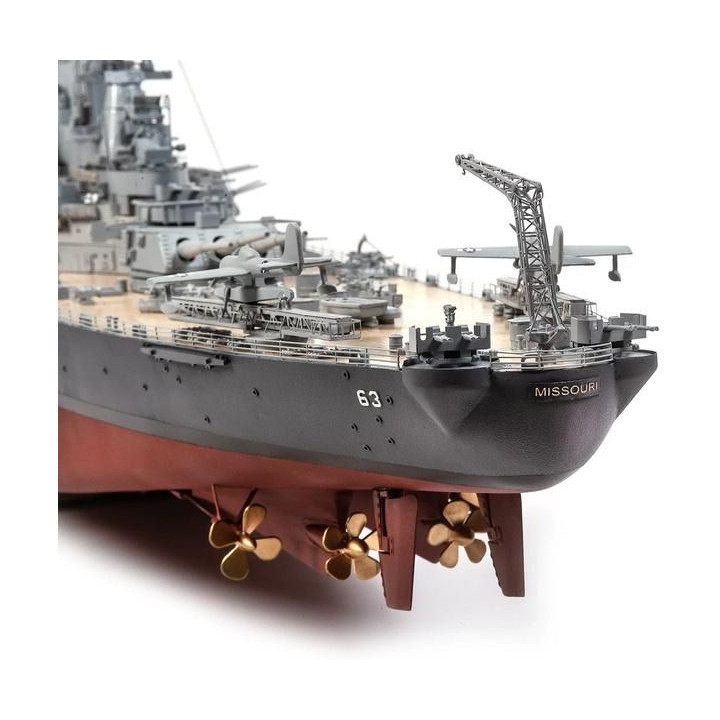 OCCRE USS Missouri 1:200 kit