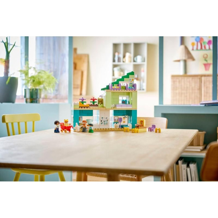 LEGO DUPLO - Moderní rodinný dům 3 v 1 s figurkami