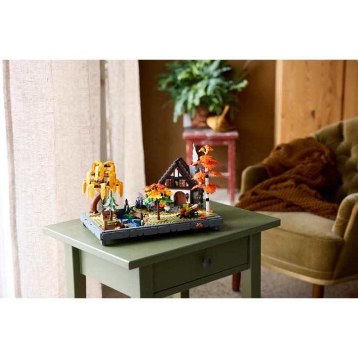 LEGO Icons - Chata a podzimní zahrada