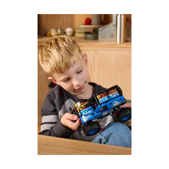 LEGO Technic - Monster Jam™ Grave Digger™ Oheň a led