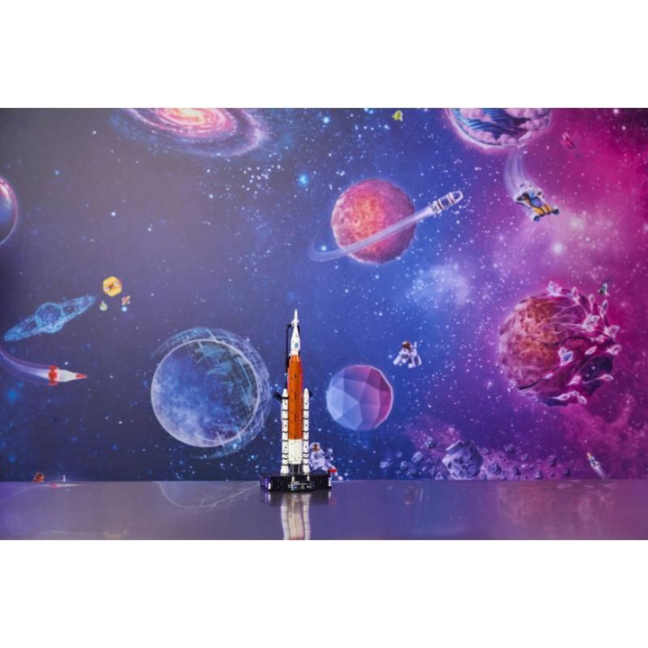 LEGO Technic - Raketa NASA Artemis Space Launch System