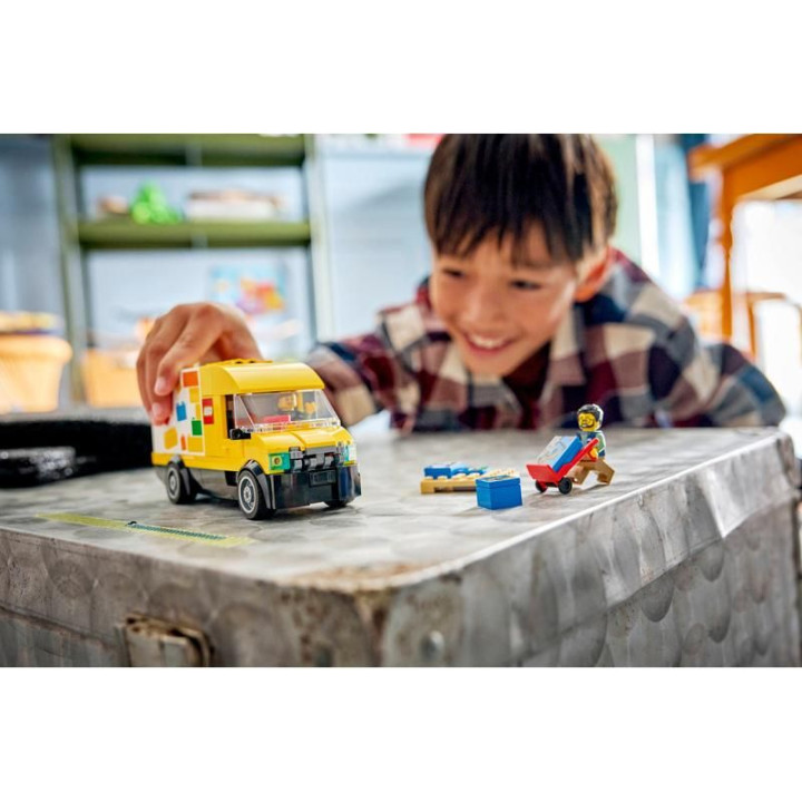 LEGO City - Dodávka LEGO®