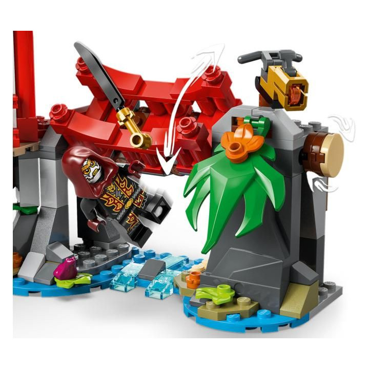 LEGO Ninjago - Souboj nindža vozidel a domek na stromě