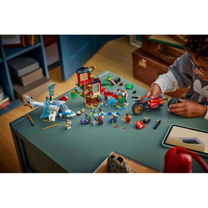 LEGO Ninjago - Souboj nindža vozidel a domek na stromě