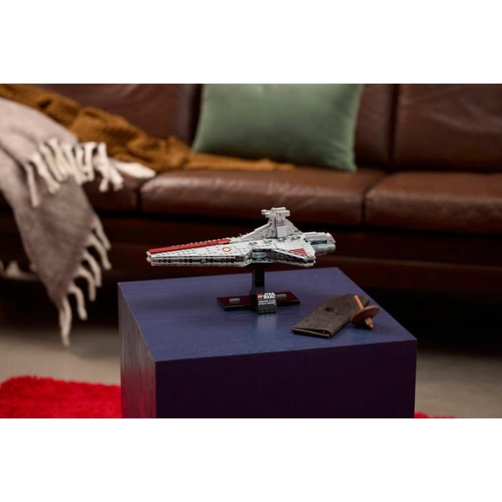 LEGO Star Wars - Útočný křižník třídy Venator