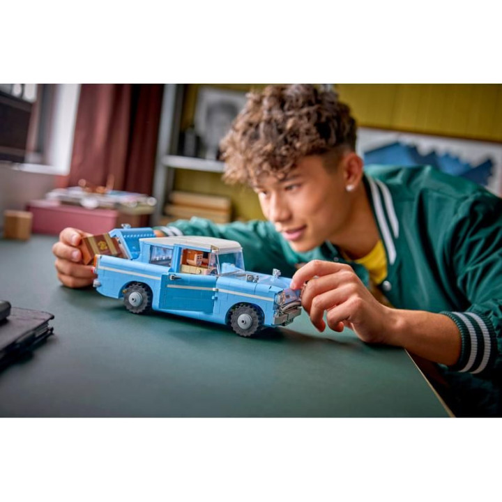 LEGO Harry Potter - Kouzelné létající auto Ford Anglia™