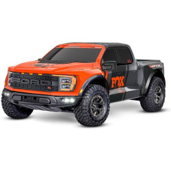RC auto Traxxas Ford Raptor R v nejvyšší výbavě Ultimate je vybaveno extrémně výkonným pohonem VXL-4S, výkonným servem HV,  instalovanou telemetrií vč. Bluetooth modulu, množstvím hliníkových dílů a licencovanou karoserií. Elektronická stabilizace...