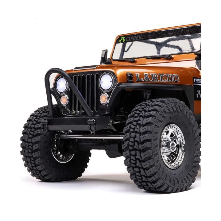 Axial SCX10 III Jeep CJ-7 1:10 4WD RTR měděná