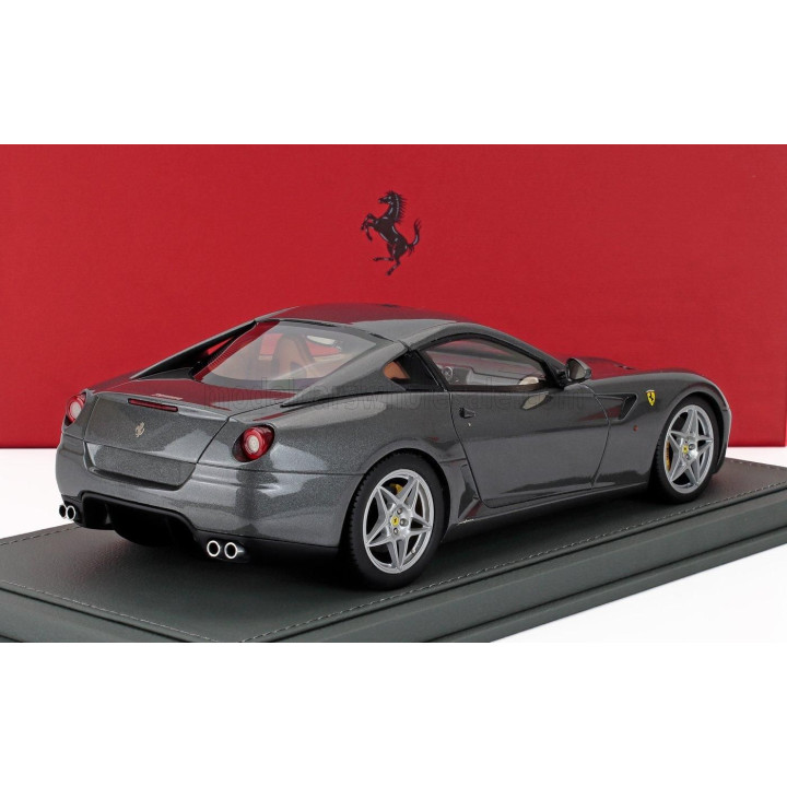 BBR MODELS FERRARI 599 GTB FIORANO 2006 - MANUAL GEAR BOX - CAMBIO MANUALE - CON VETRINA - WITH SHOWCASE - GRIGIO SILVERSTONE - 