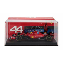 BURAGO FERRARI F1  SF-23 TEAM SCUDERIA FERRARI HP N 44 TEST FIORANO 2025 LEWIS HAMILTON - CON VETRINA - WITH SHOWCASE - RED BLAC