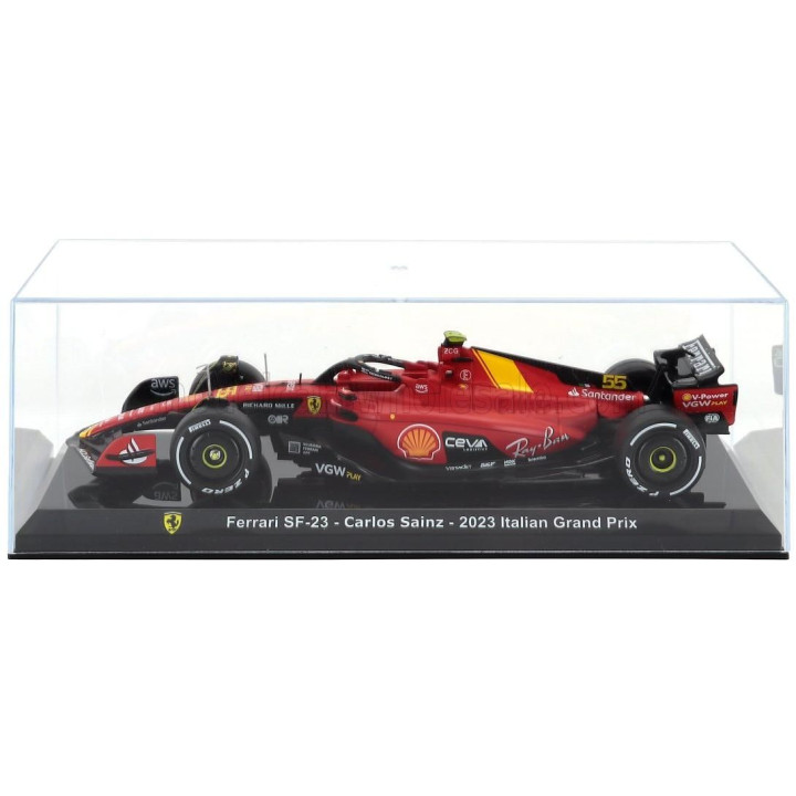 EDICOLA FERRARI F1  SF-23 TEAM SCUDERIA FERRARI N 55 MONZA ITALY GP 2023 CARLOS SAINZ - CON VETRINA - WITH SHOWCASE - RED BLACK 