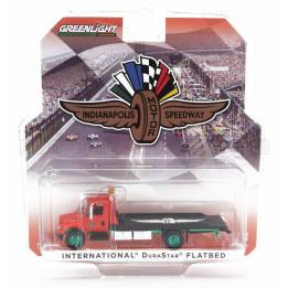 GREENLIGHT INTERNATIONAL DURASTAR 4400 CAR TRANSPORTER INDIANAPOLIS MOTOR SPEEDWAY 2008 - GREEN WHEELS - RED BLACK 1/64