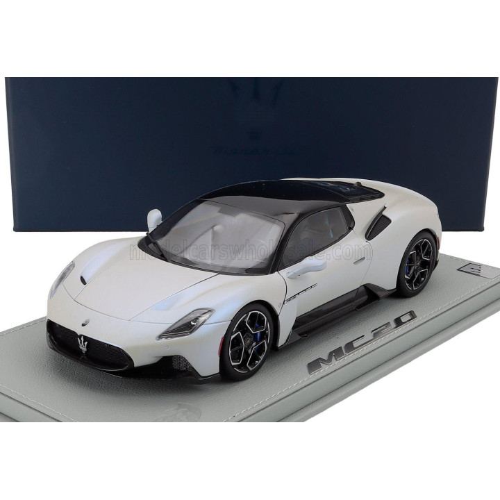 MASERATI MODELS MASERATI MC20 GLOSS BLACK ROOF 2020 - CON VETRINA - WITH SHOWCASE - BIANCO AUDACE - WHITE BLACK 1/18