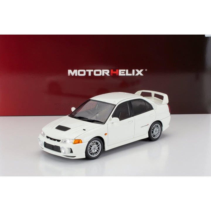 MOTORHELIX MITSUBISHI LANCER EVO IV WITH ENGINE AND ACCESSORIES 1999 - SCOTIA WHITE 1/18