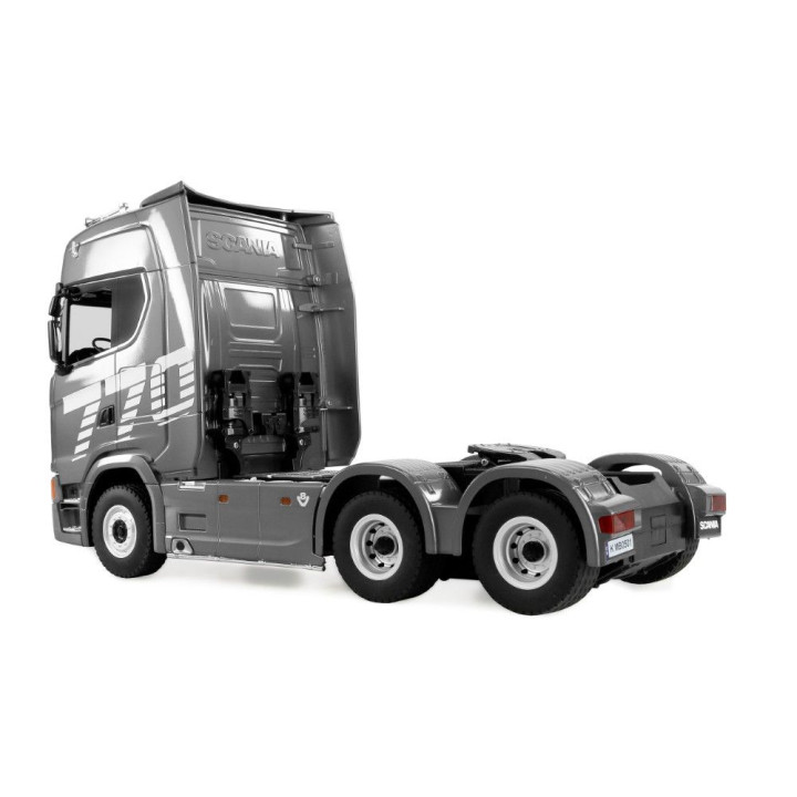 SCANIA 770 S ŤAHAČ 6X4 1:18 RTR STRIEBORNÝ | RCsvet