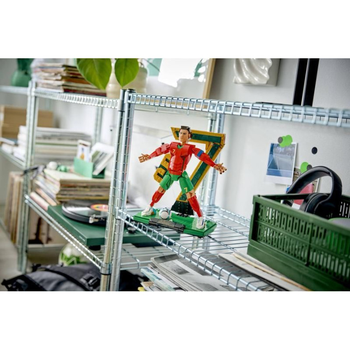 LEGO Editions - Cristiano Ronaldo – Fotbalová legenda