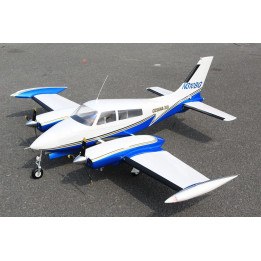 Cessna 310 Twin Engine 2,06m (Zatahovací podvozek)