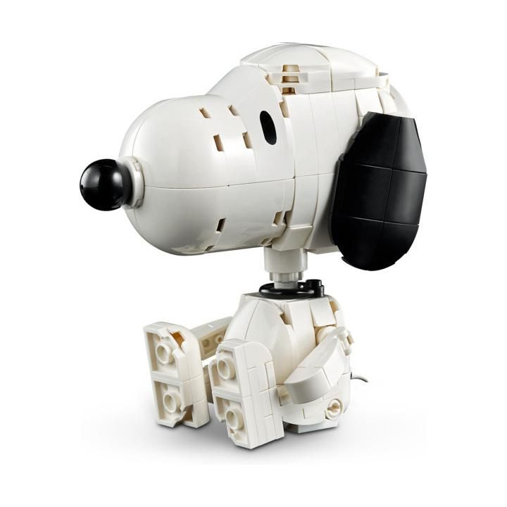 LEGO Ideas - Peanuts: Snoopyho bouda