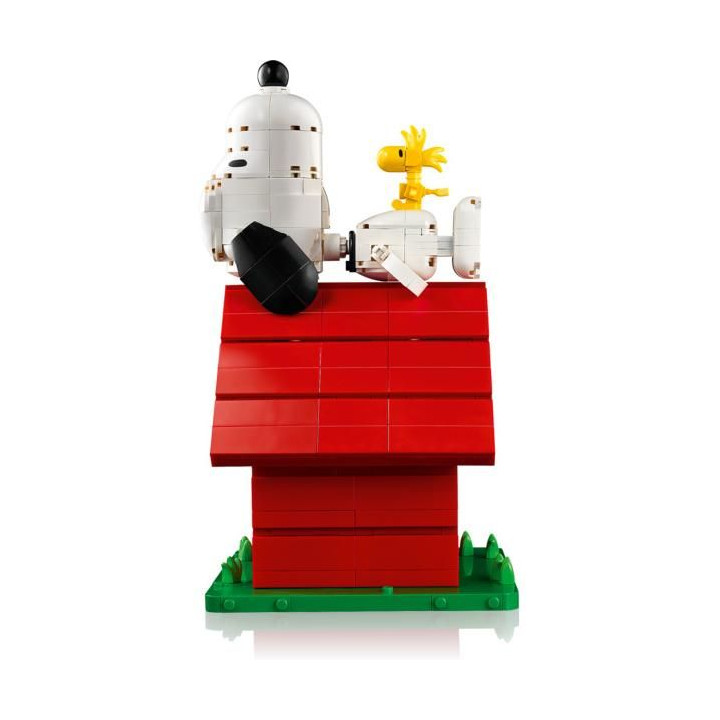 LEGO Ideas - Peanuts: Snoopyho bouda
