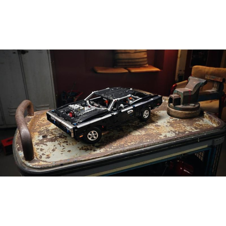 LEGO Technic - Auto Fast and Furious Dodge Charger R/T