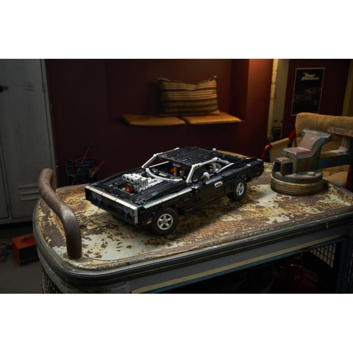 LEGO Technic - Auto Fast and Furious Dodge Charger R/T
