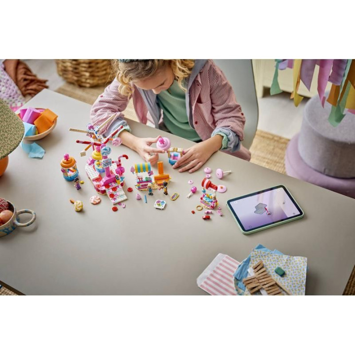 LEGO Friends - Kolotoč se sladkostmi a cupcaky